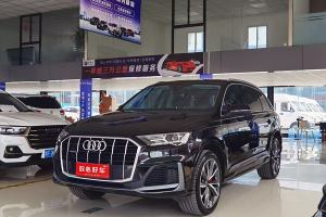 奥迪Q7 奥迪 55 TFSI quattro S line运动型