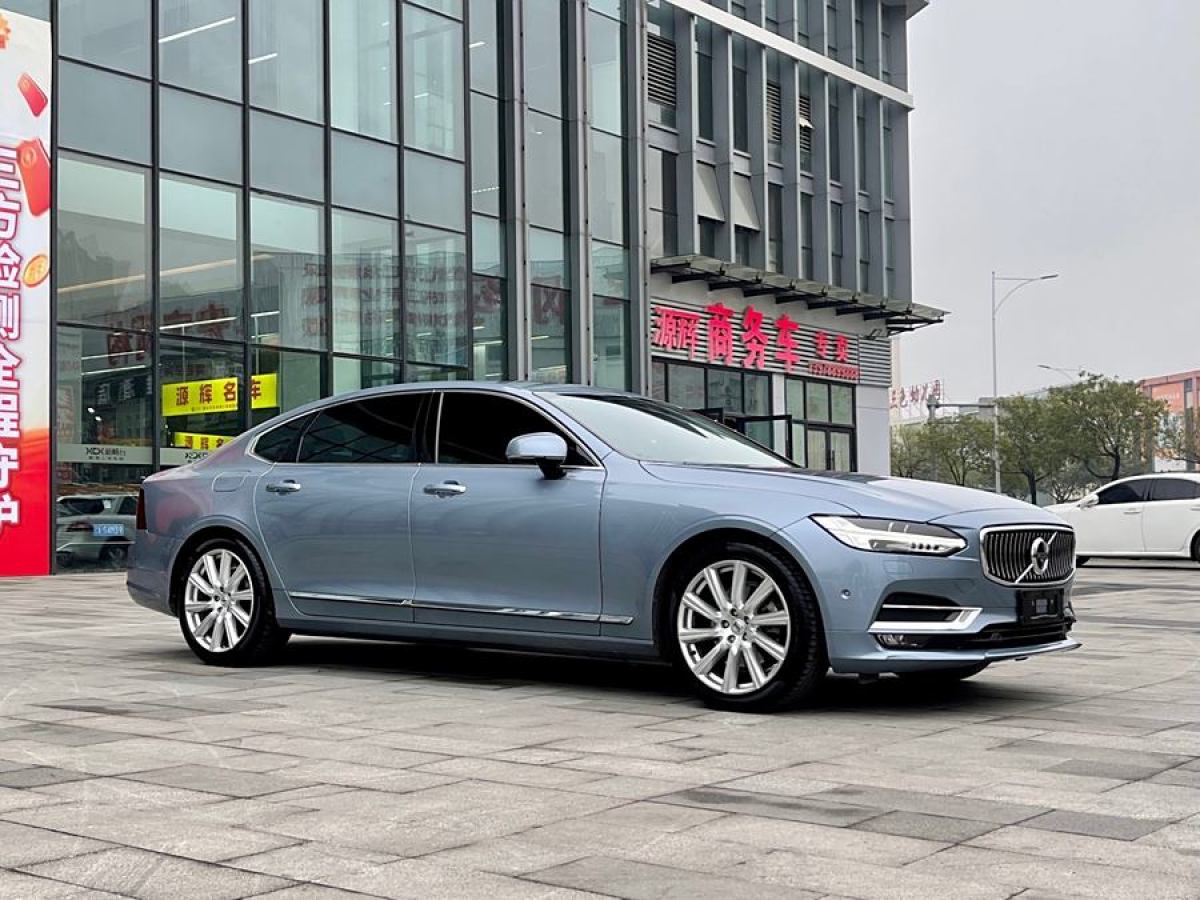 沃爾沃 S90  2018款 T5 智尊版圖片