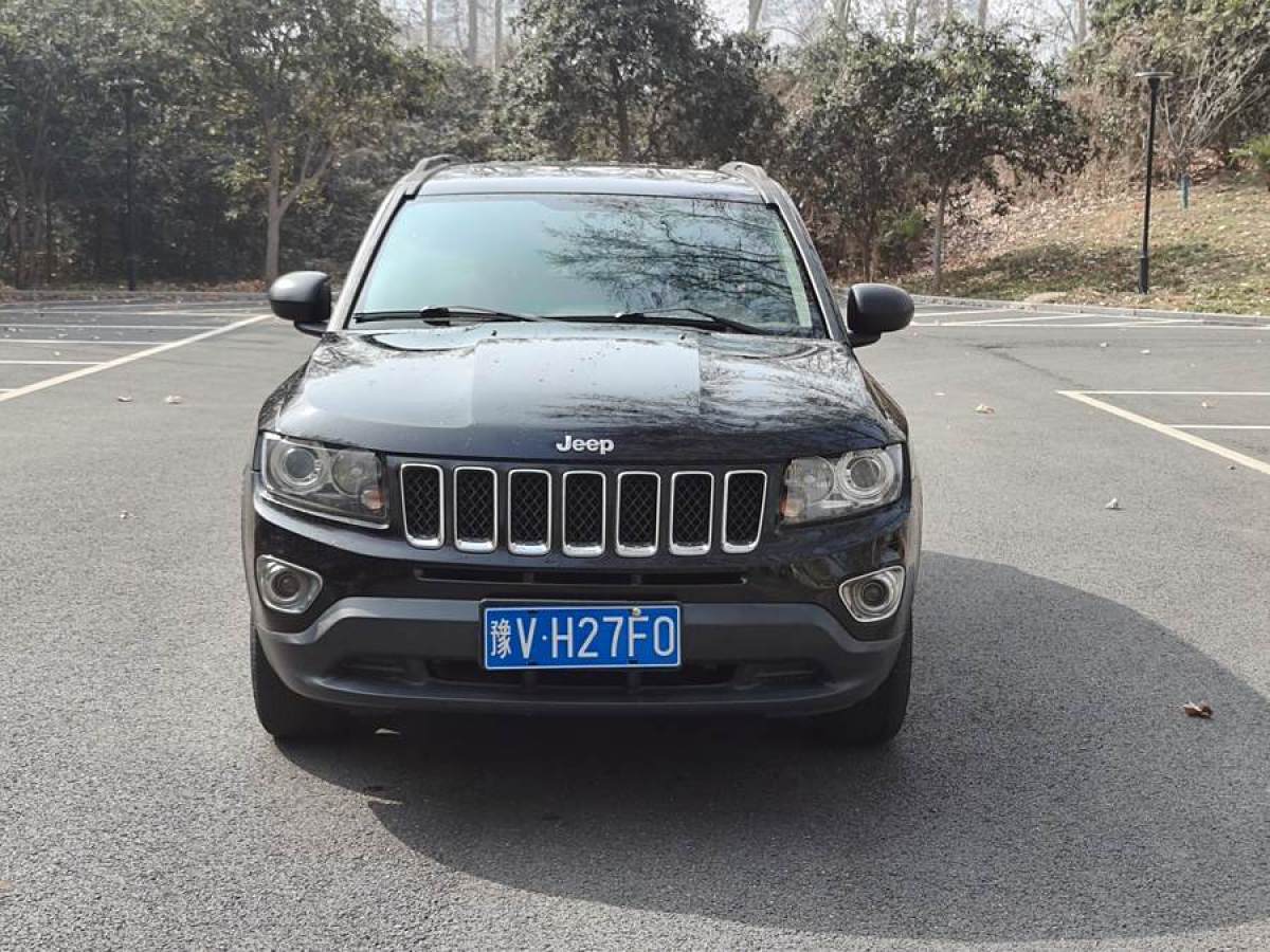 2014年1月Jeep 指南者  2014款 2.0L 兩驅(qū)運(yùn)動版