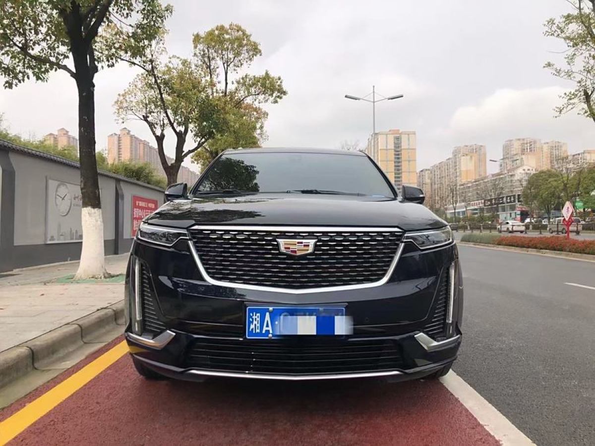 凱迪拉克 XT6  2022款 2.0T 六座四驅(qū)豪華型標(biāo)準(zhǔn)版圖片