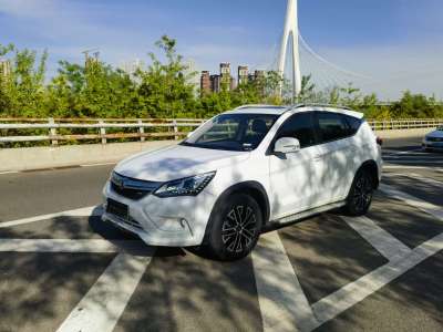 比亞迪 宋新能源  2017款 宋DM 1.5TID 全時(shí)四驅(qū)尊貴型圖片