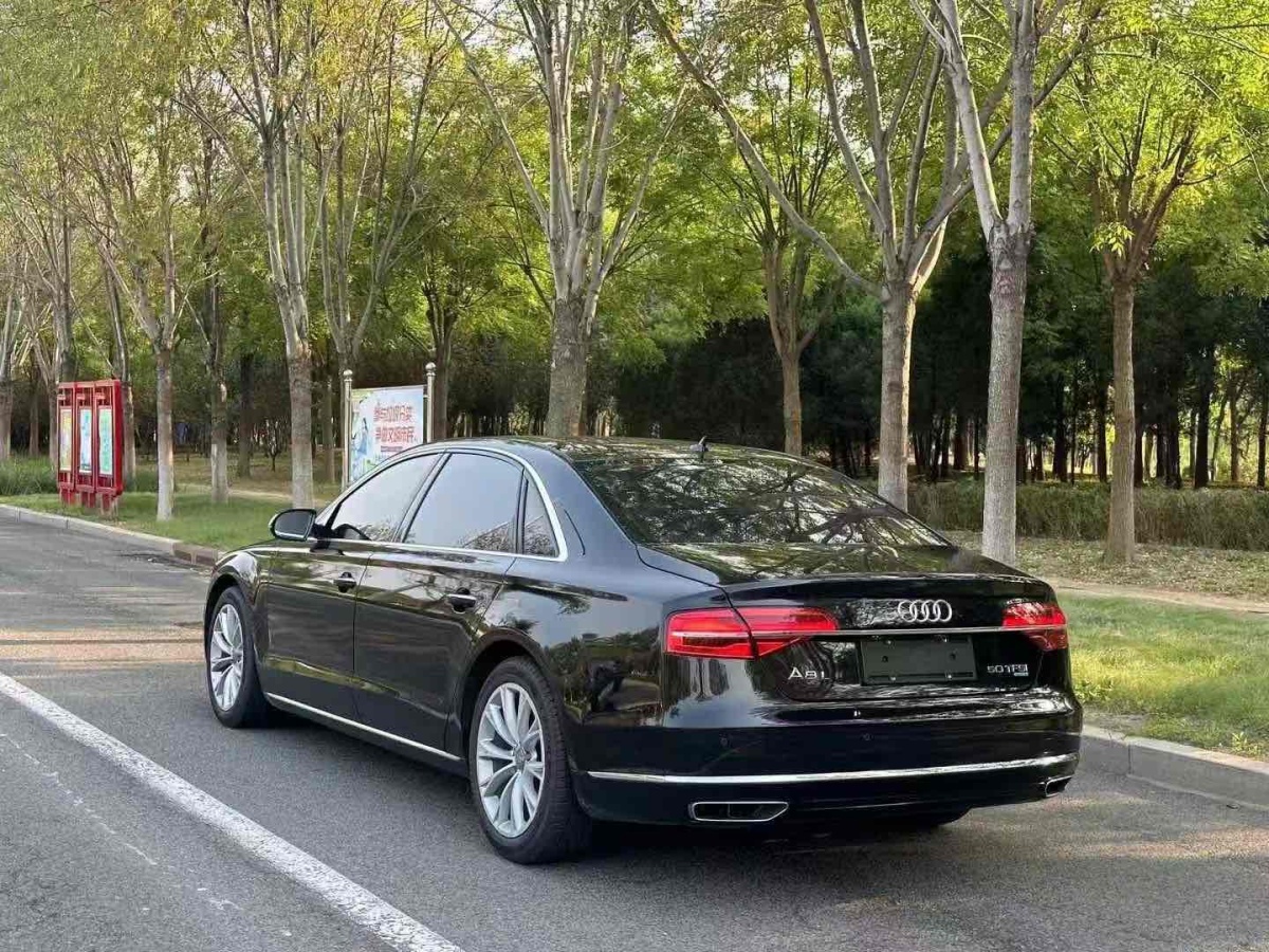 奧迪 奧迪A8  2014款 A8L 45 TFSI quattro豪華型圖片