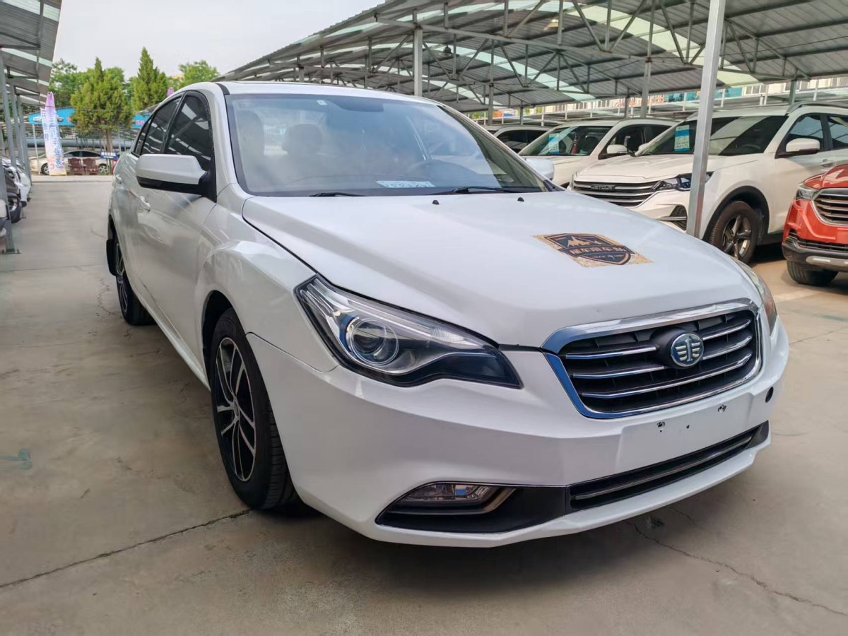 奔騰 B50  2013款 1.6L 手動豪華型圖片