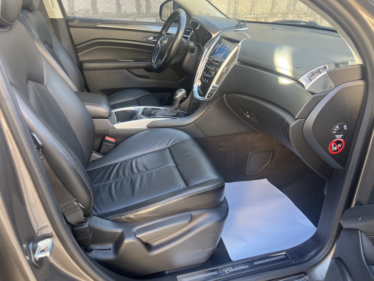 凯迪拉克 SRX  2014款 3.0L 舒适型图片