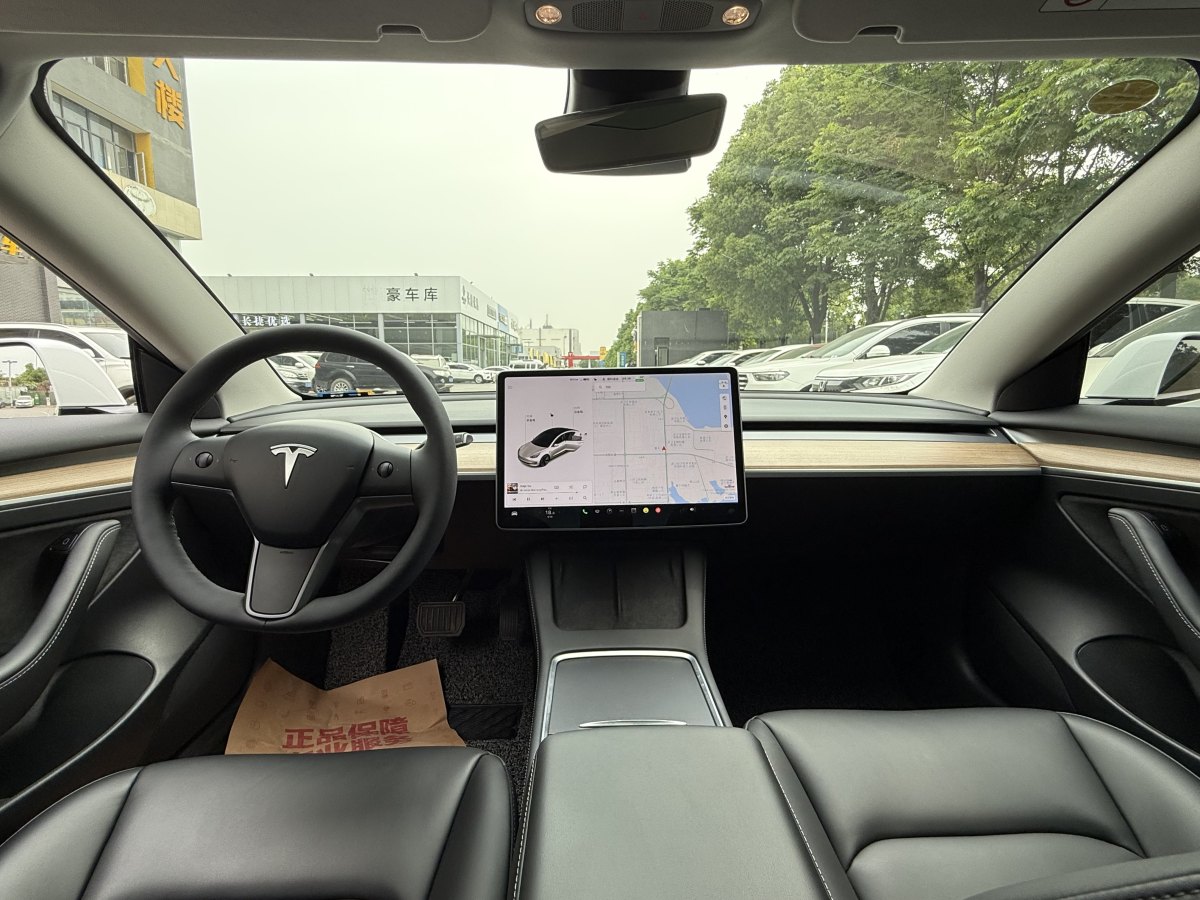 特斯拉 Model 3  2021款 改款 標準續(xù)航后驅升級版圖片