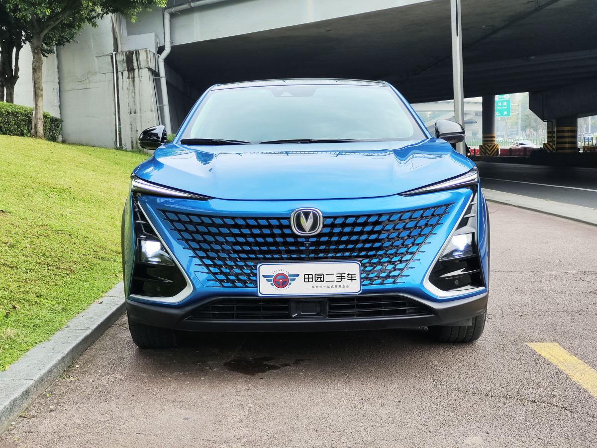 長(zhǎng)安 UNI-T  2020款 1.5T 旗艦型圖片