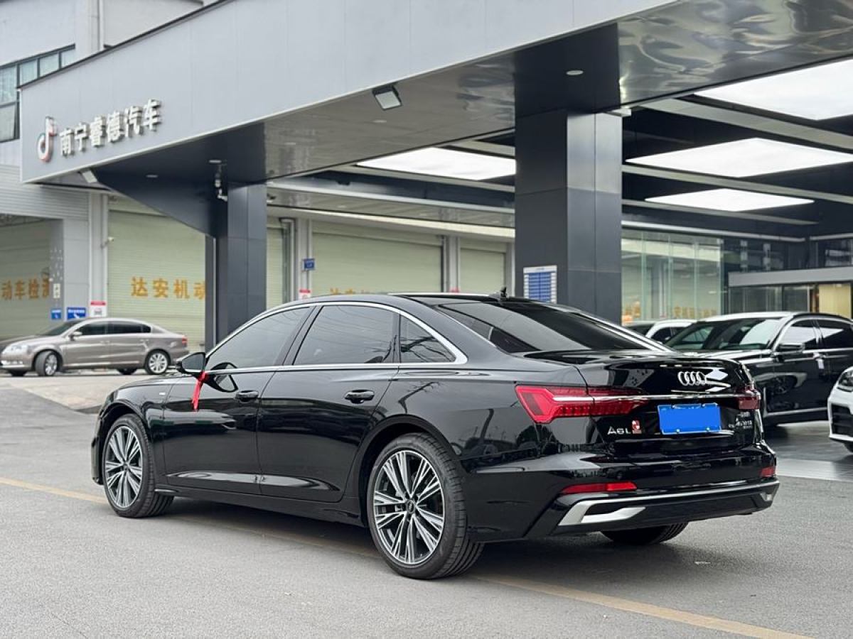 奧迪 奧迪A6L  2024款 45 TFSI quattro 臻選動(dòng)感型圖片