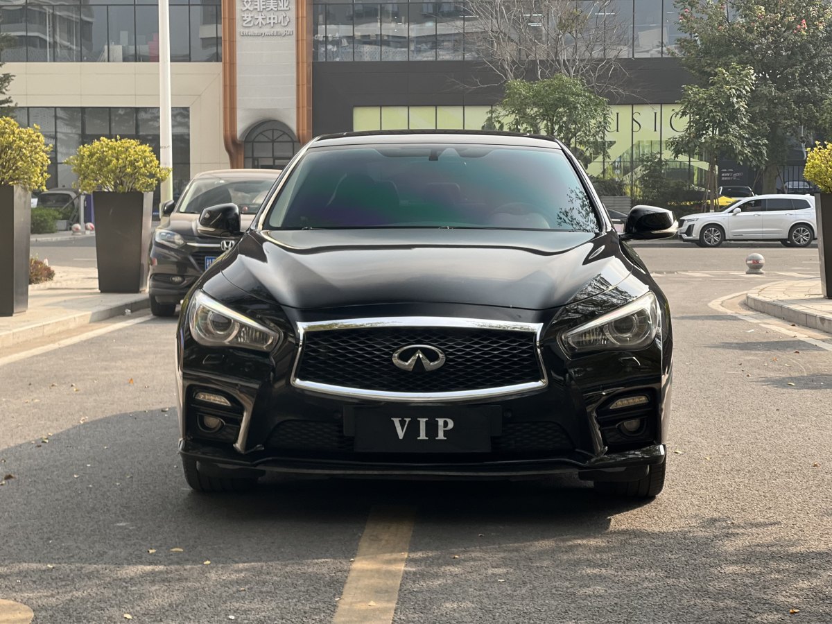 英菲尼迪 Q50  2014款 3.7L 豪華運(yùn)動版圖片