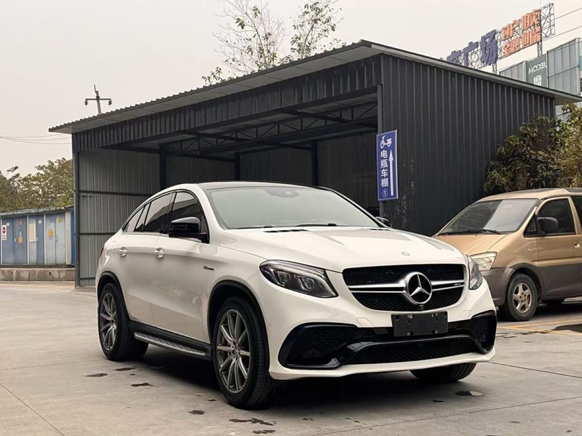 奔馳 奔馳GLE轎跑 AMG  2015款 AMG GLE 63 4MATIC 轎跑SUV圖片