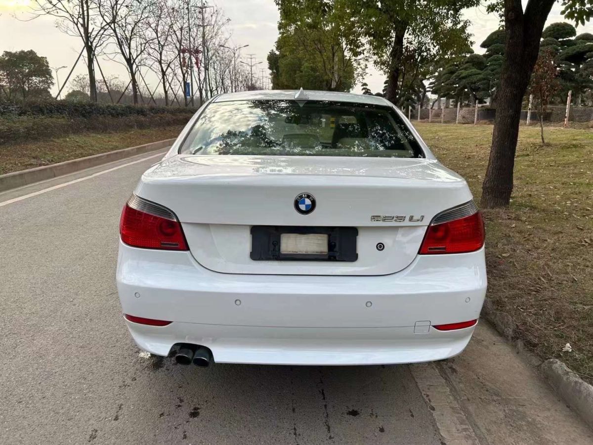 宝马 宝马5系  2007款 530i xdrive 3 0 四驱版图片