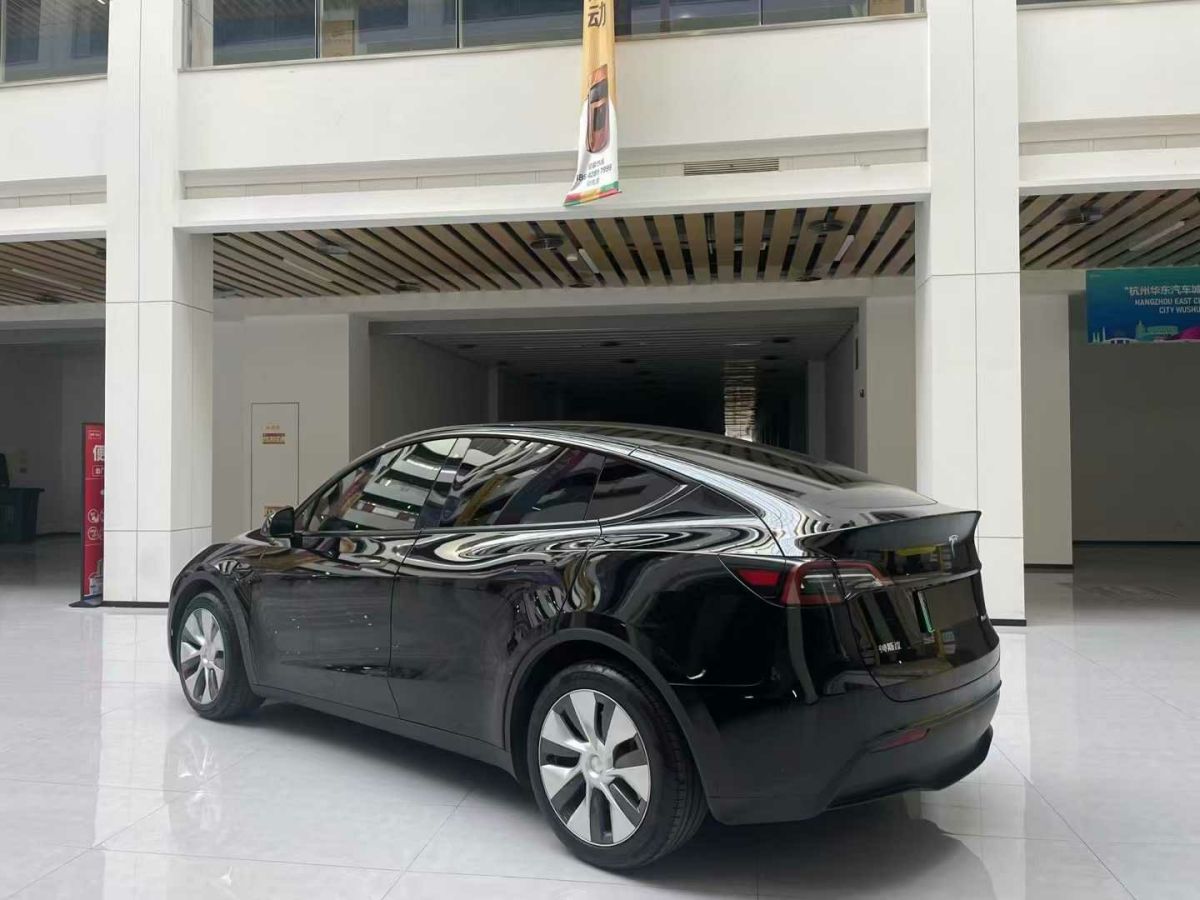 特斯拉 Model S  2023款 三電機全輪驅(qū)動 Plaid版圖片