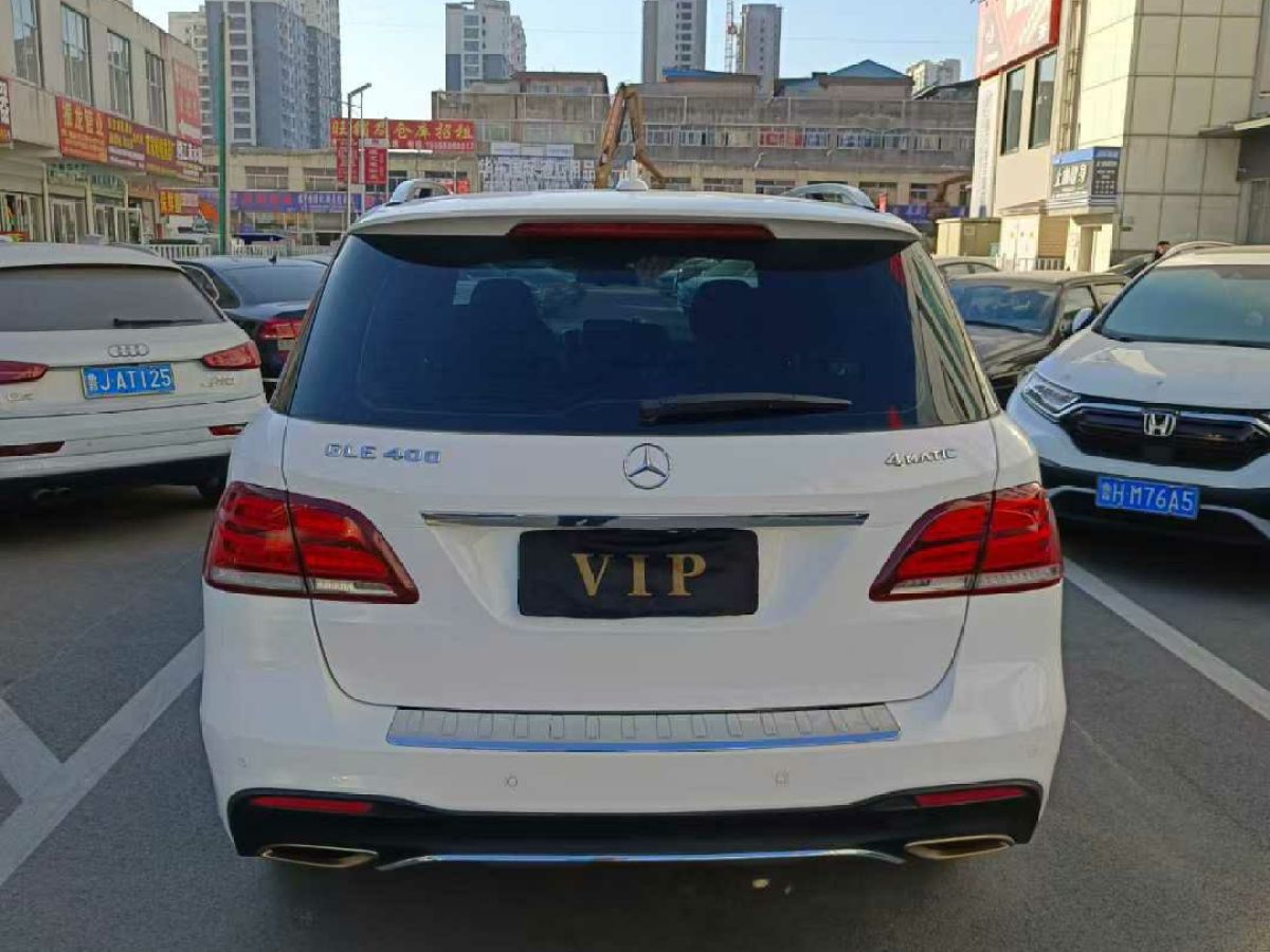 奔馳 奔馳GLA  2016款 GLA 220 4MATIC 豪華型圖片