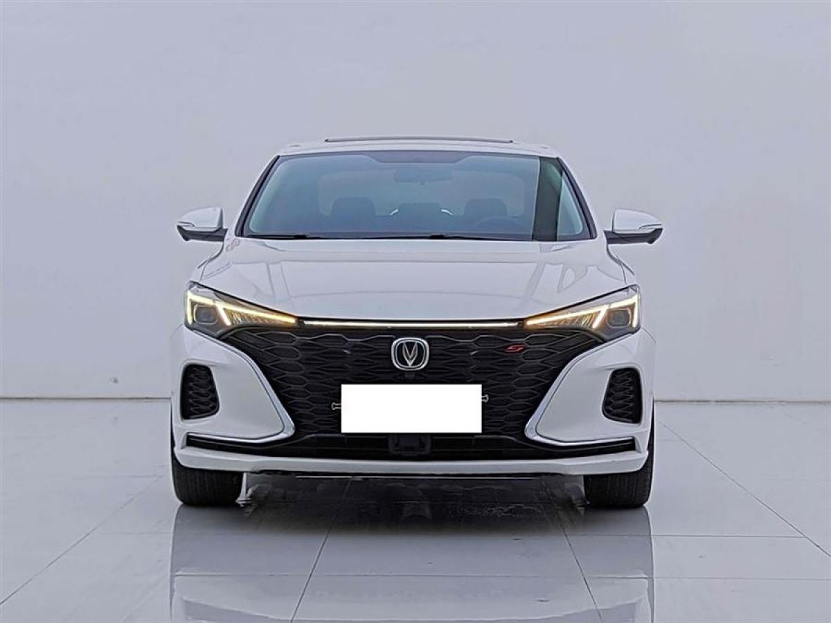 長(zhǎng)安 逸動(dòng)  2021款 PLUS 藍(lán)鯨NE 1.4T GDI DCT旗艦型圖片