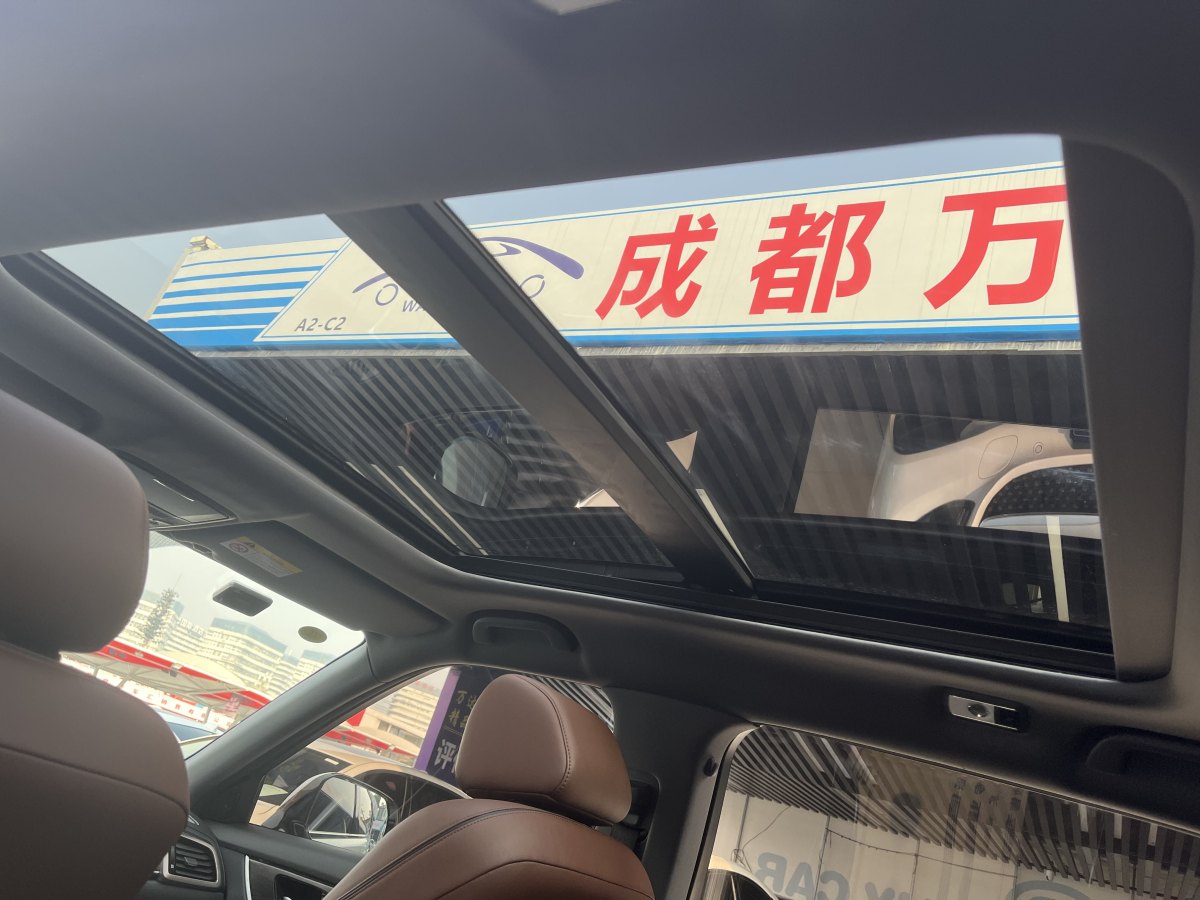 2019年6月本田 UR-V  2017款 370TURBO 两驱尊贵版
