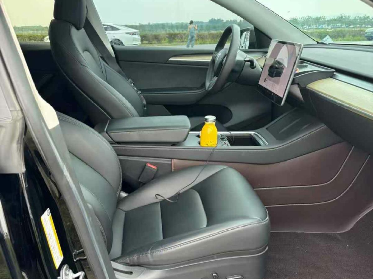 特斯拉 Model S  2023款 三電機全輪驅(qū)動 Plaid版圖片