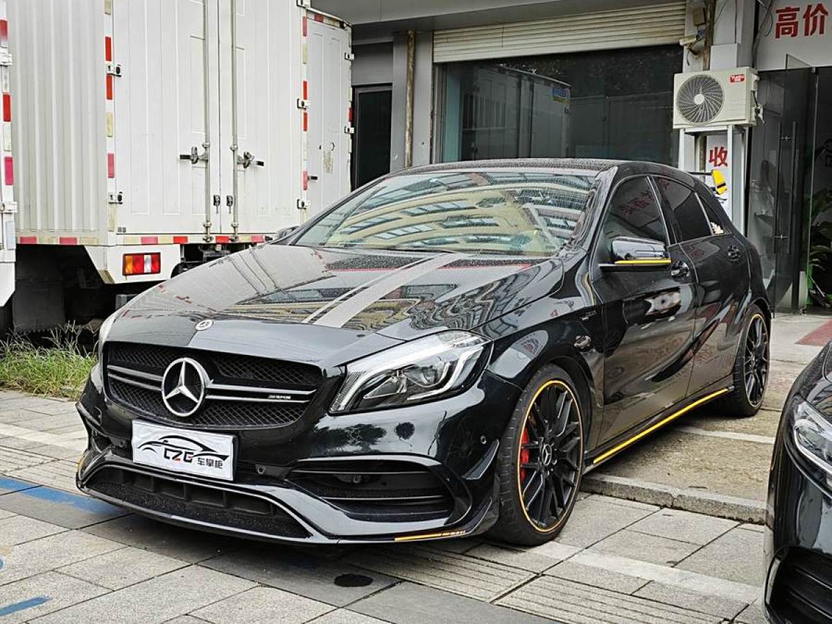 2017年7月奔馳 奔馳A級(jí)AMG  2017款 改款 AMG A 45 4MATIC