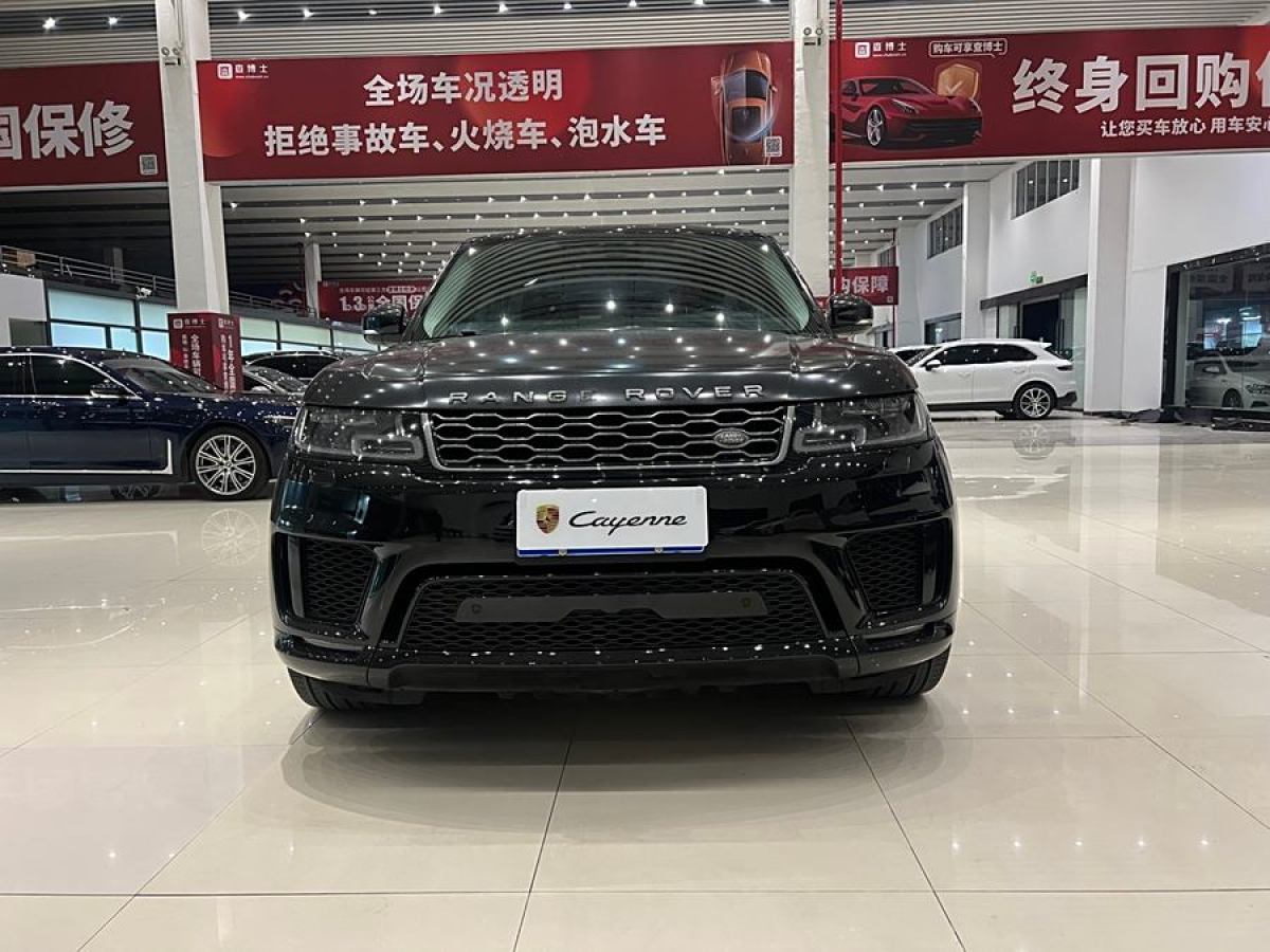 路虎 攬勝運(yùn)動版  2019款 3.0 L6 HSE DYNAMIC圖片