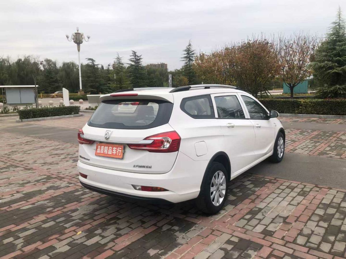 寶駿 310W  2018款 1.5L 自動時尚型圖片