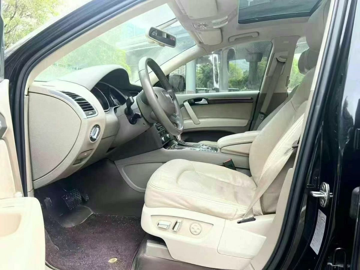 奧迪 奧迪Q7  2012款 Q7 3.0TFSI 豪華型 245kw圖片