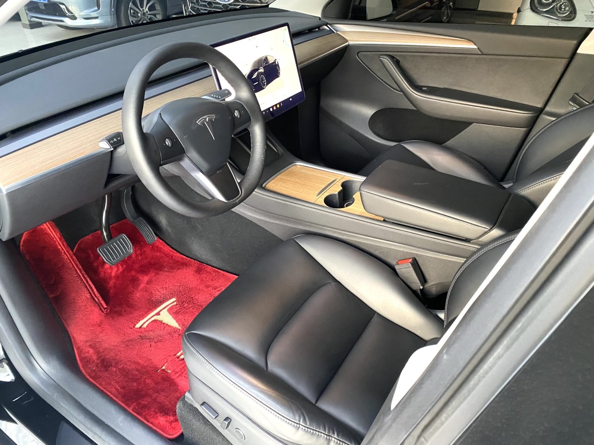 特斯拉 Model Y  2022款 改款 后輪驅(qū)動(dòng)版圖片