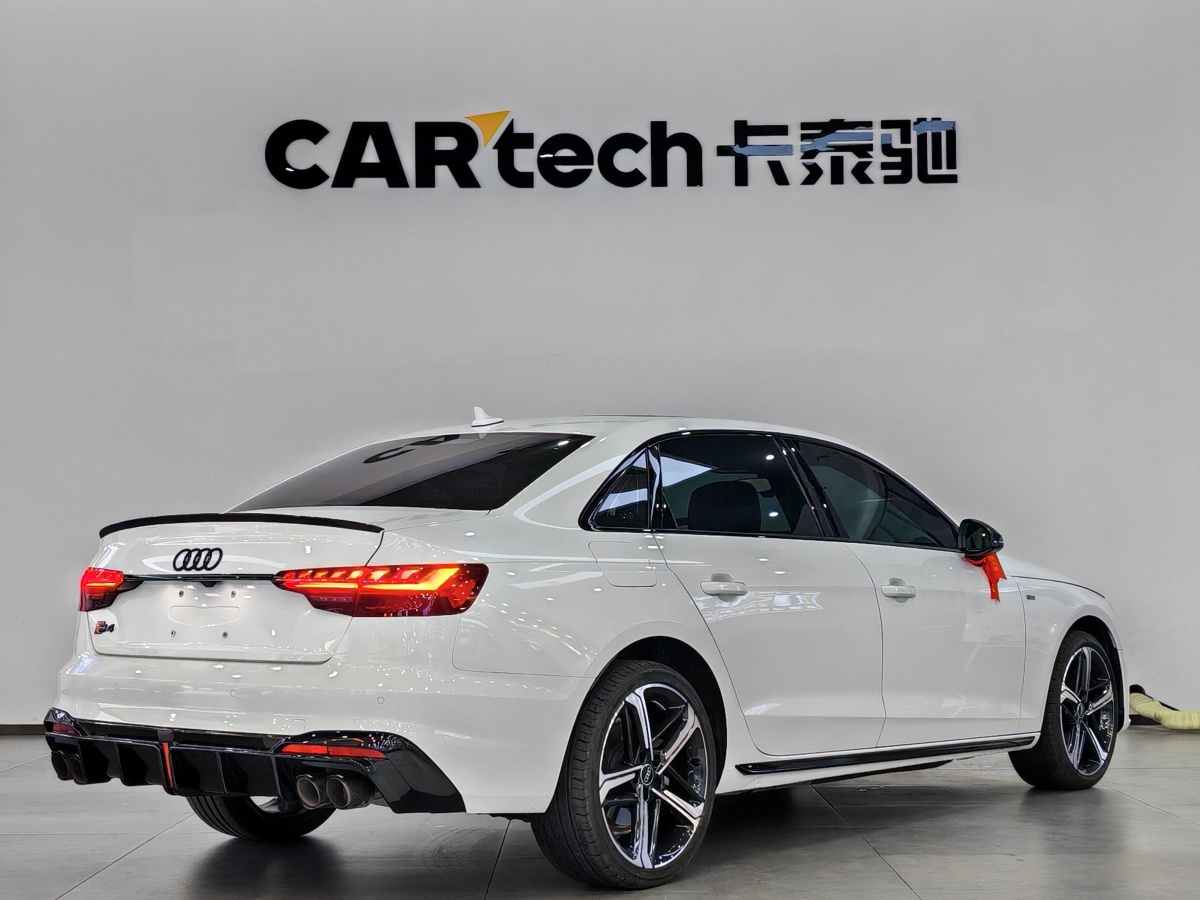 奧迪 奧迪A4L  2024款 40 TFSI 豪華動感型圖片