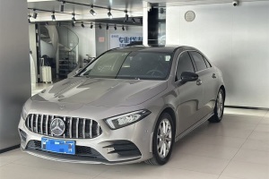 奔馳A級(jí) 奔馳 改款 A 200 L 運(yùn)動(dòng)轎車時(shí)尚型