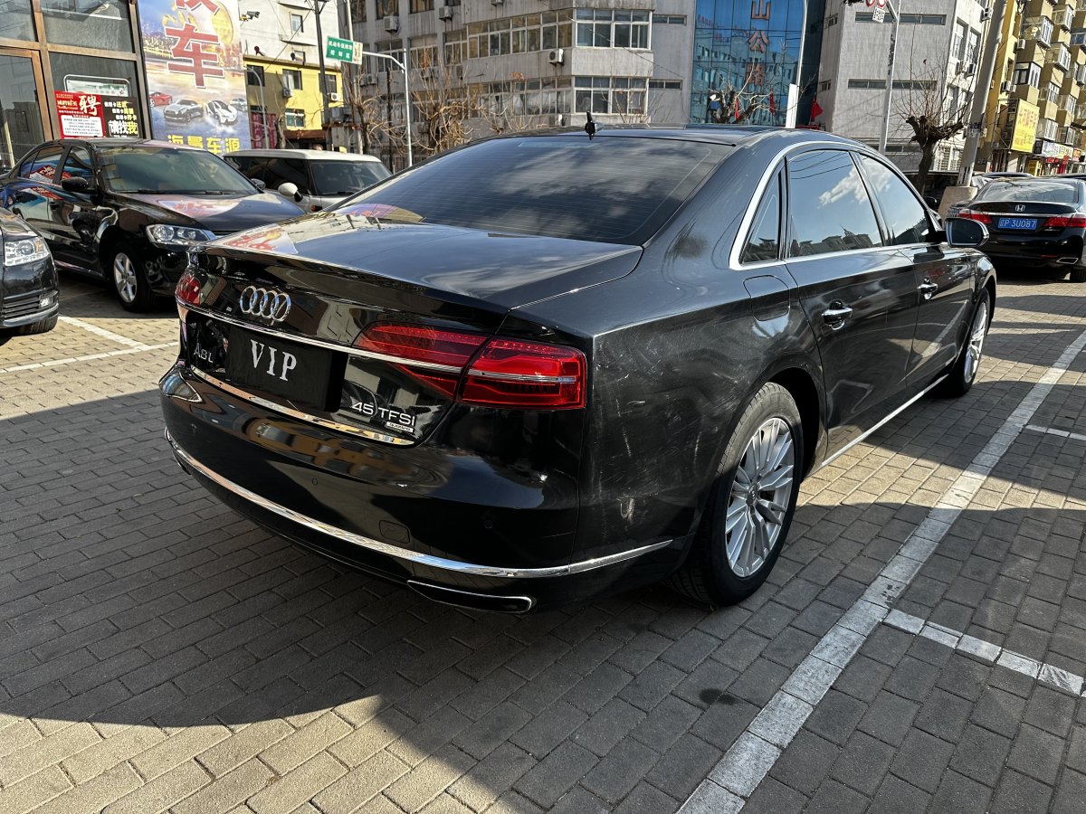 奧迪 奧迪A8  2014款 A8L 45 TFSI quattro豪華型圖片