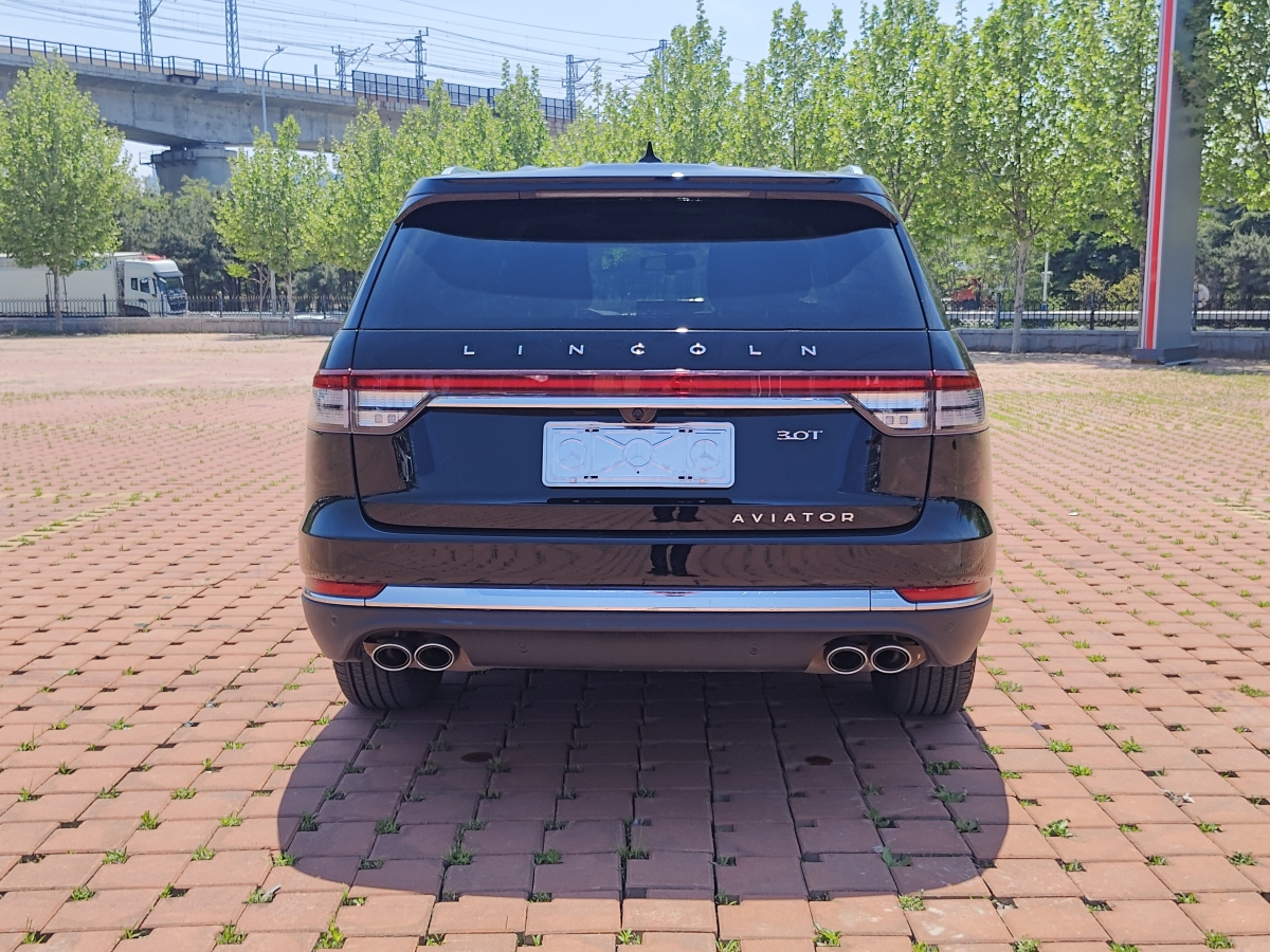 2021年11月林肯 飛行家  2021款 3.0T V6 四驅(qū)尊享版