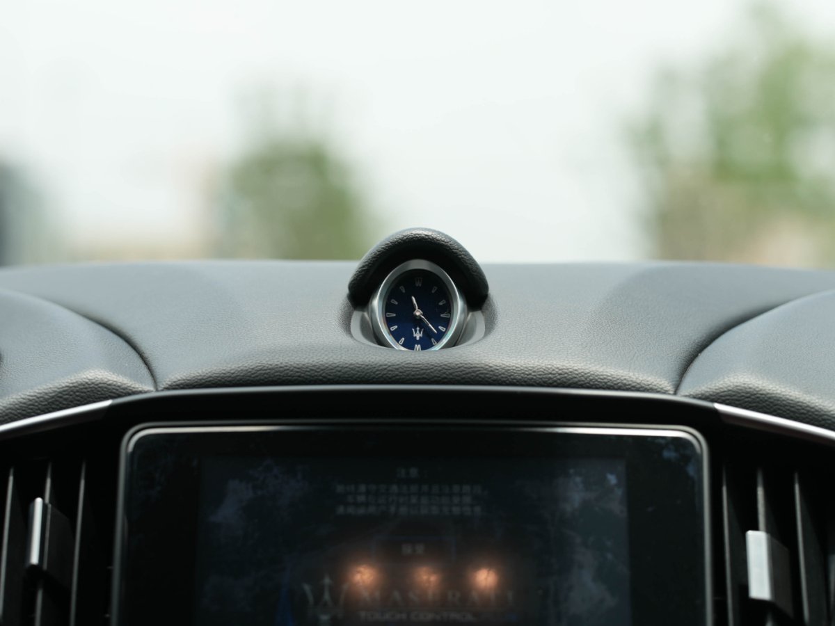 瑪莎拉蒂 Ghibli  2017款 3.0T 標(biāo)準(zhǔn)版圖片