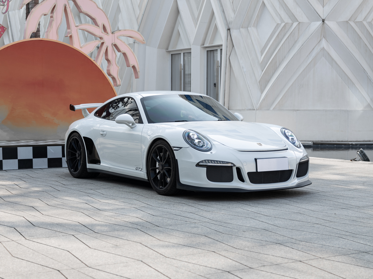 2015年6月保時(shí)捷 911  2013款 GT3 3.8L