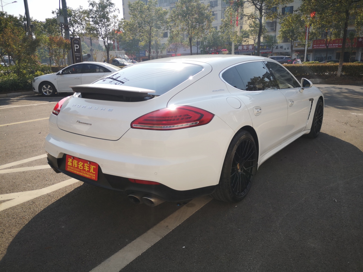 2016年11月保時(shí)捷 Panamera  2016款 Panamera Edition 3.0T