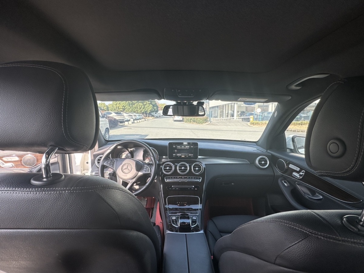 奔驰 奔驰GLC  2019款 GLC 260 4MATIC 动感型图片