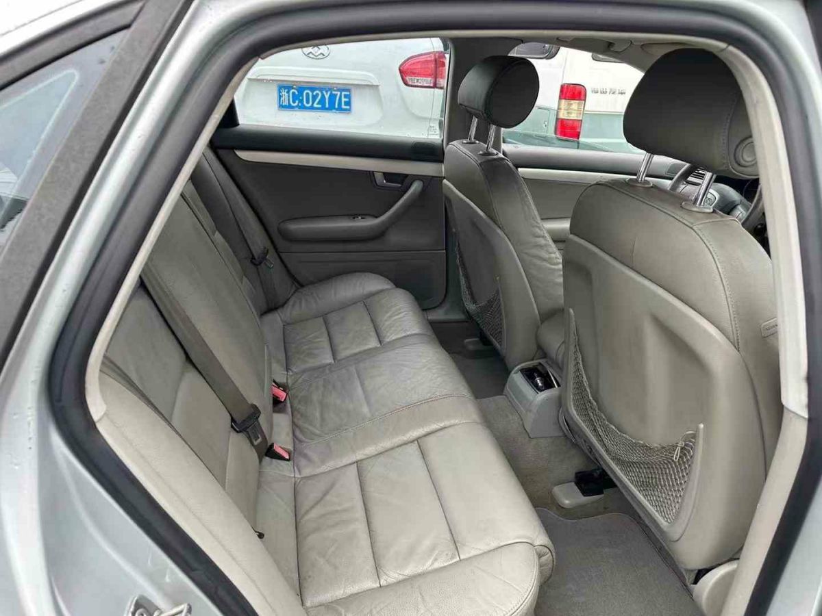 奧迪 奧迪A4  2008款 A4 2.0T FSI 豪華型圖片