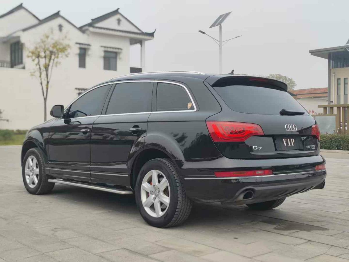 2012年10月奧迪 奧迪Q7  2012款 Q7 3.0TFSI 豪華型 245kw