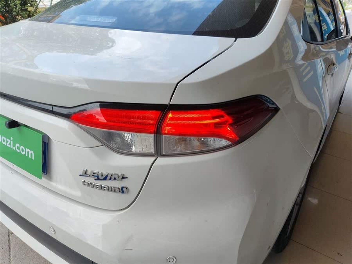 豐田 雷凌  2021款 雙擎 1.8H E-CVT領(lǐng)先版圖片