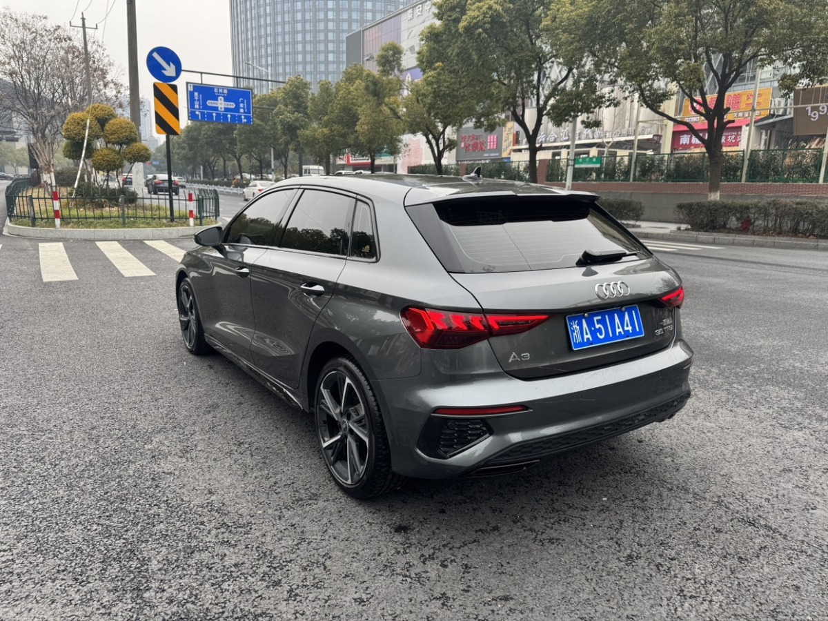 奧迪 奧迪A3  2023款 Sportback 35 TFSI 時(shí)尚運(yùn)動(dòng)型圖片