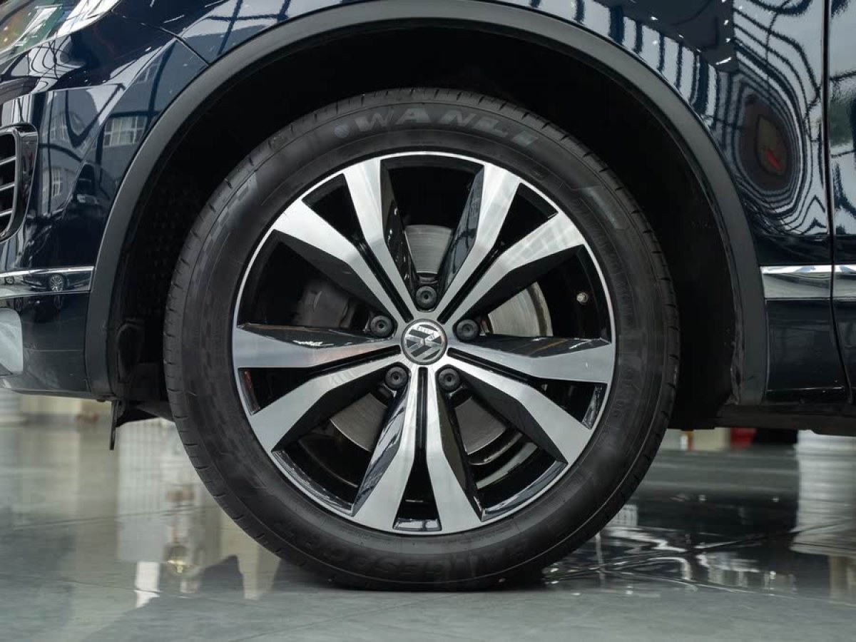 大眾 途銳  2018款 3.0TSI 榮耀典藏版圖片
