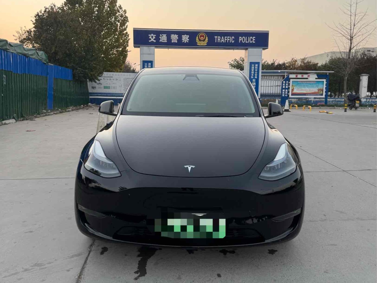 特斯拉 Model Y  2023款 長續(xù)航煥新版 雙電機(jī)全輪驅(qū)動圖片