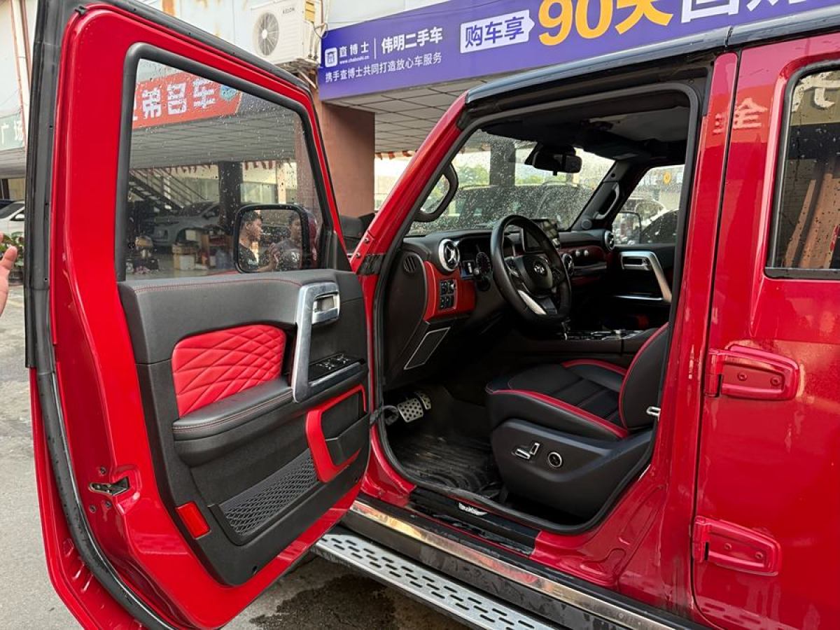 北京 BJ40  2019款  PLUS 2.3T 自動四驅(qū)尊享版 國VI圖片