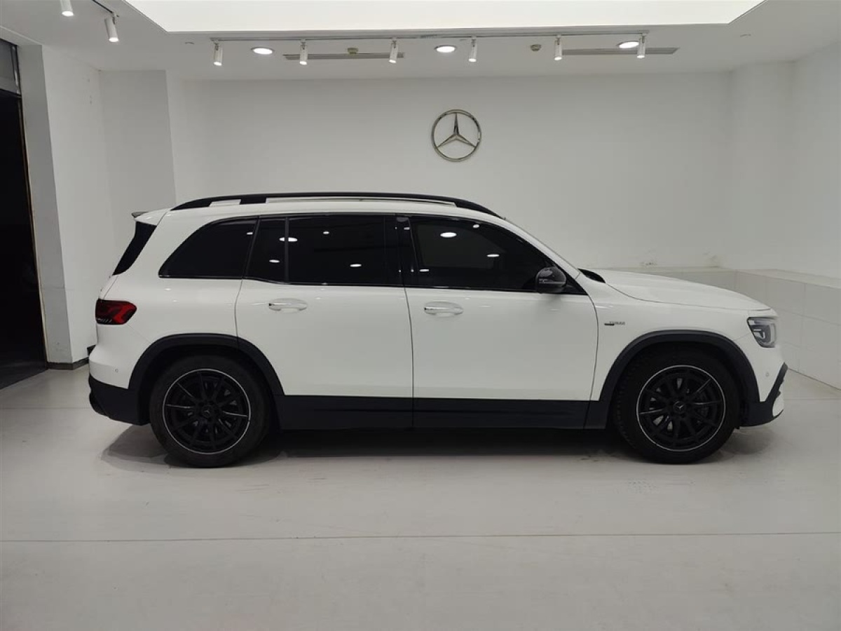 奔馳 奔馳GLB AMG  2021款 AMG GLB 35 4MATIC圖片