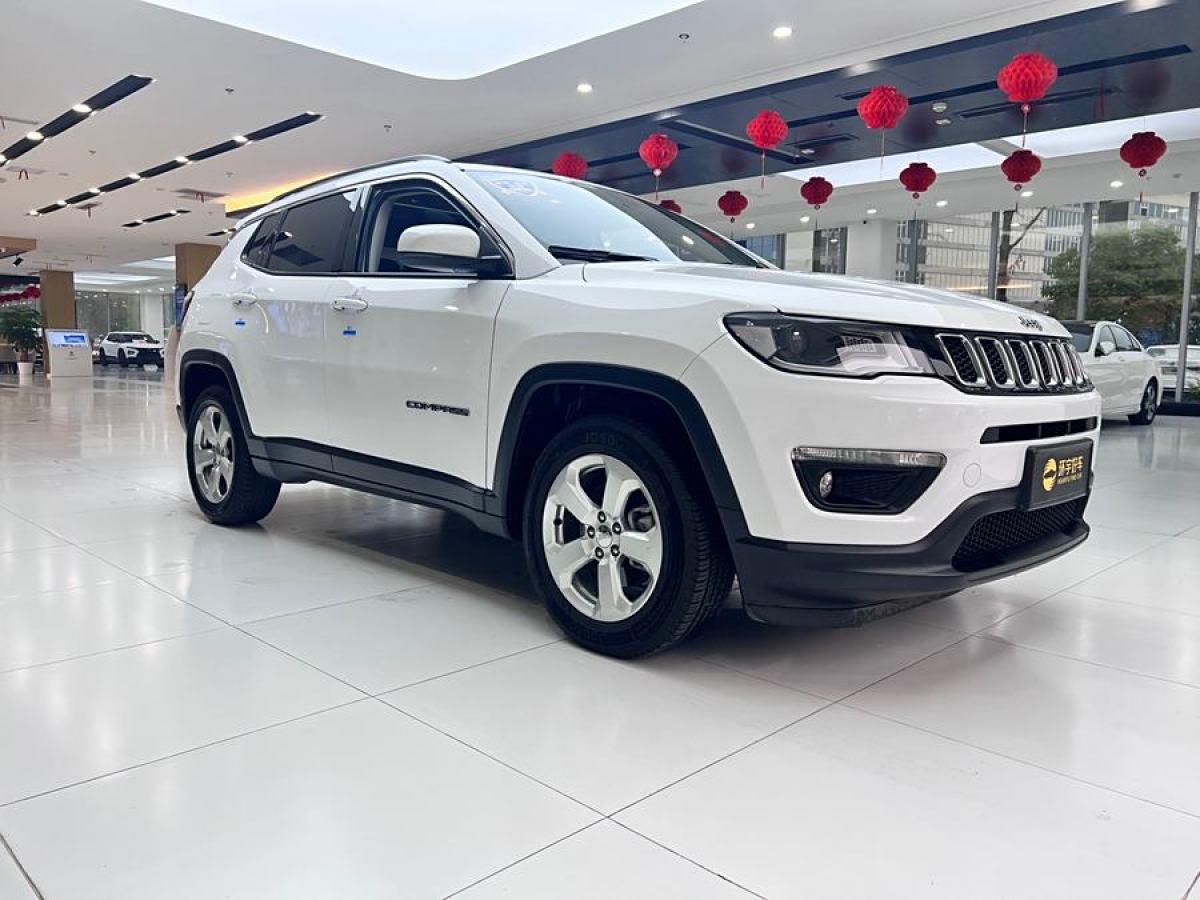 Jeep 指南者  2020款 220T 自動(dòng)領(lǐng)先版圖片