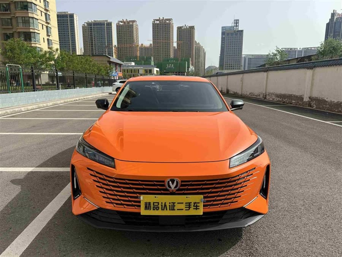 長安 逸達(dá)  2023款 藍(lán)鯨NE 1.5T GDI DCT領(lǐng)航型圖片