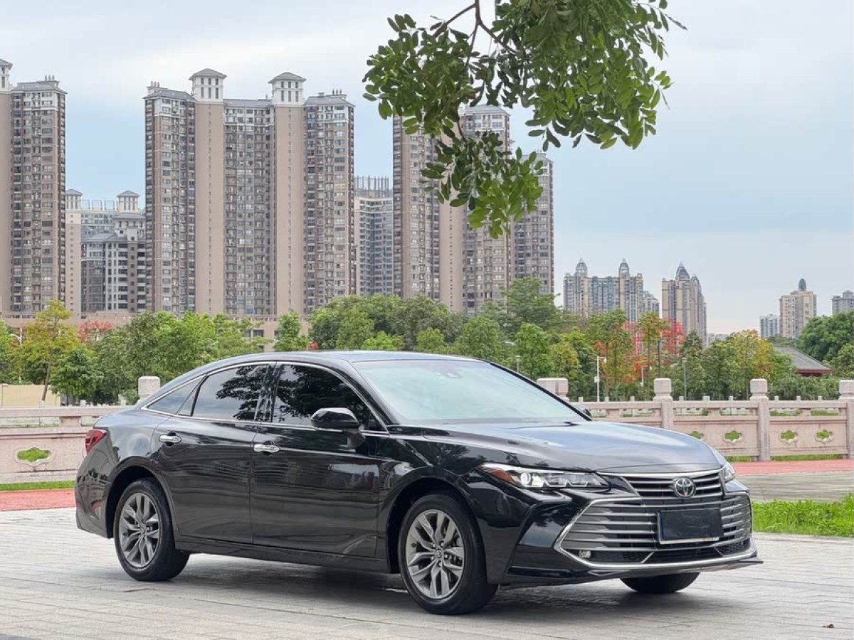 豐田 亞洲龍  2019款 2.0L 豪華版圖片