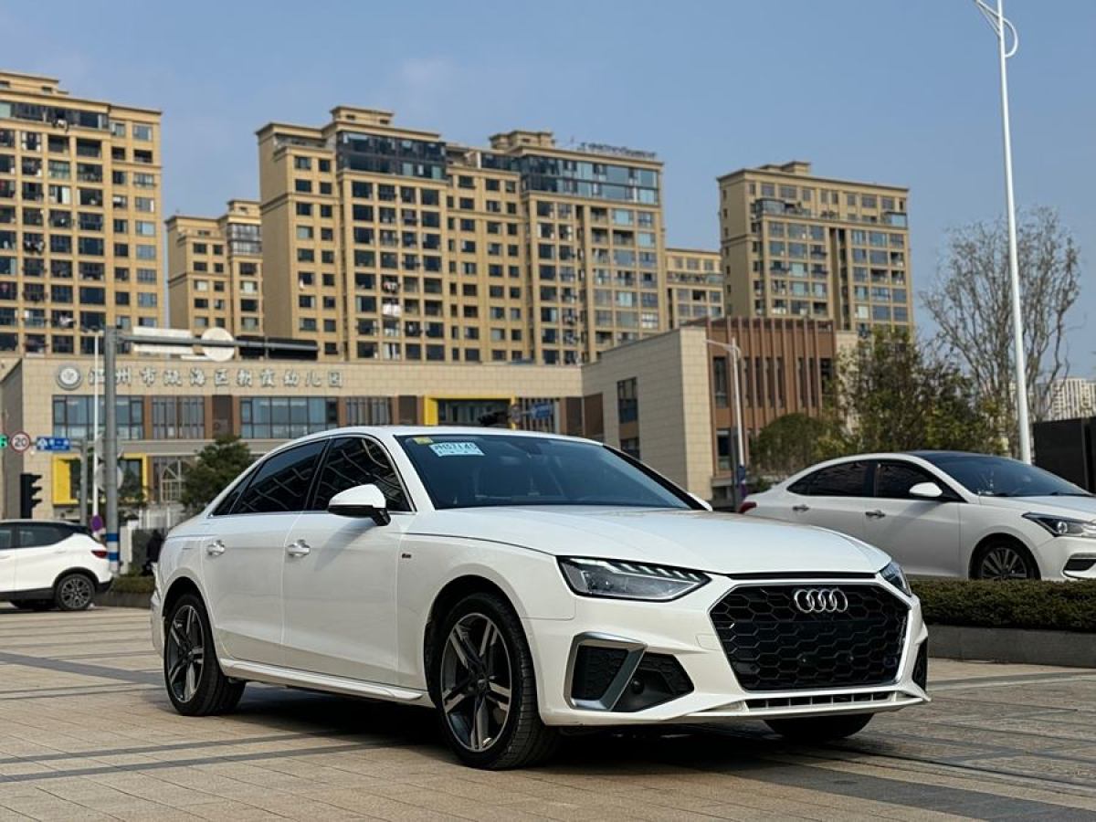 奧迪 奧迪A4L  2020款 40 TFSI quattro 豪華動(dòng)感型圖片