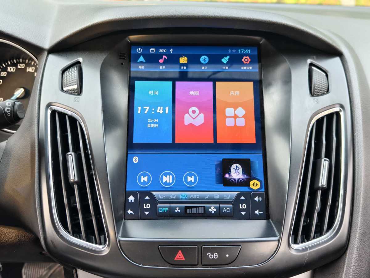 福特 福克斯  2012款 兩廂 1.6L 自動(dòng)舒適型圖片