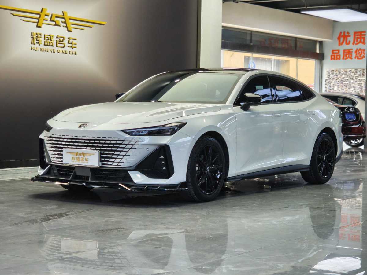 2022年10月長(zhǎng)安 長(zhǎng)安UNI-V  2022款 1.5T 尊貴型