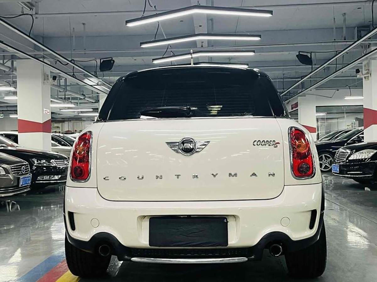 MINI COUNTRYMAN  2013款 1.6T COOPER S ALL4 滑雪版圖片