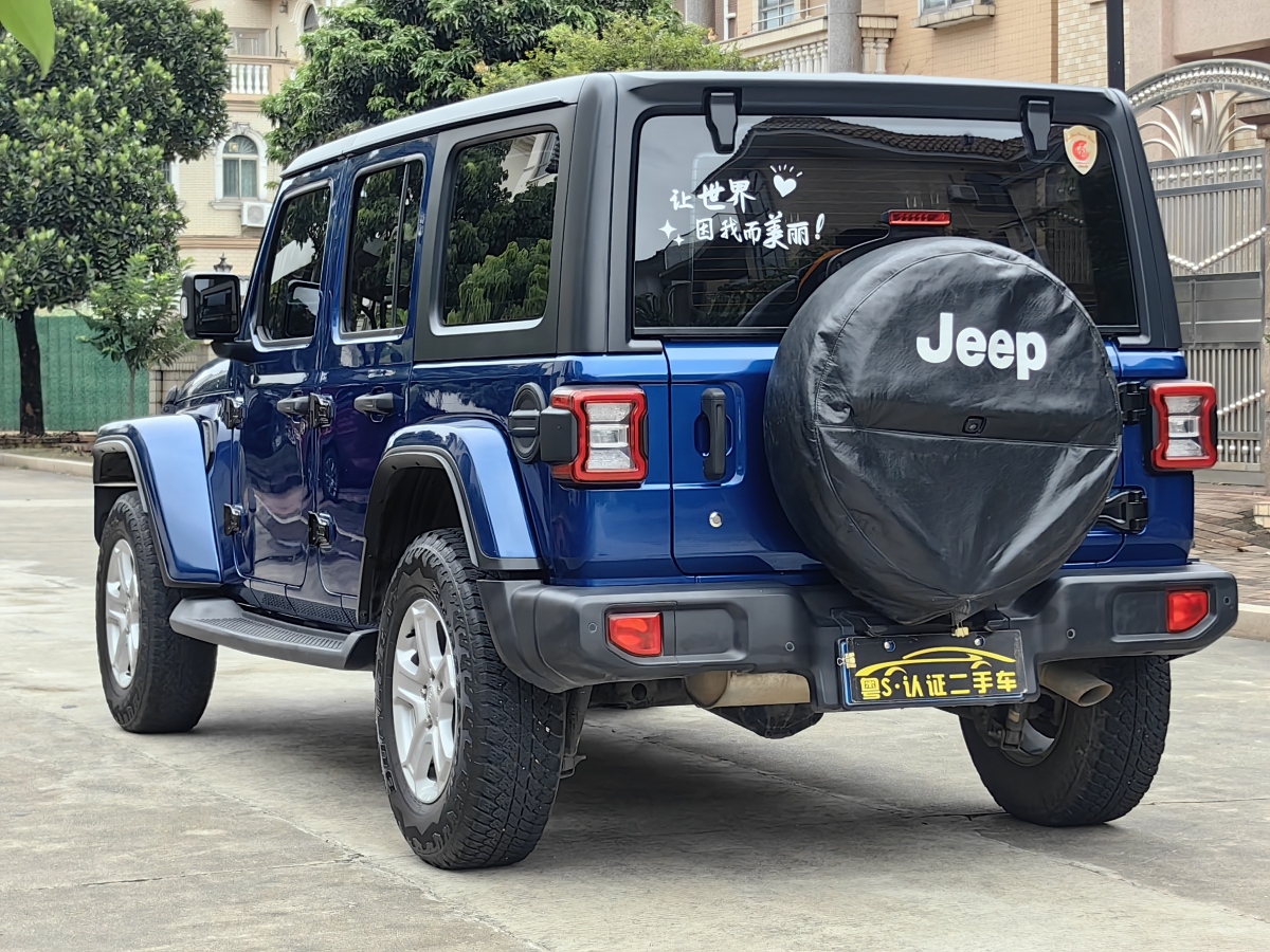 Jeep 牧馬人  2019款 2.0T Sahara 四門炫頂版 國(guó)VI圖片