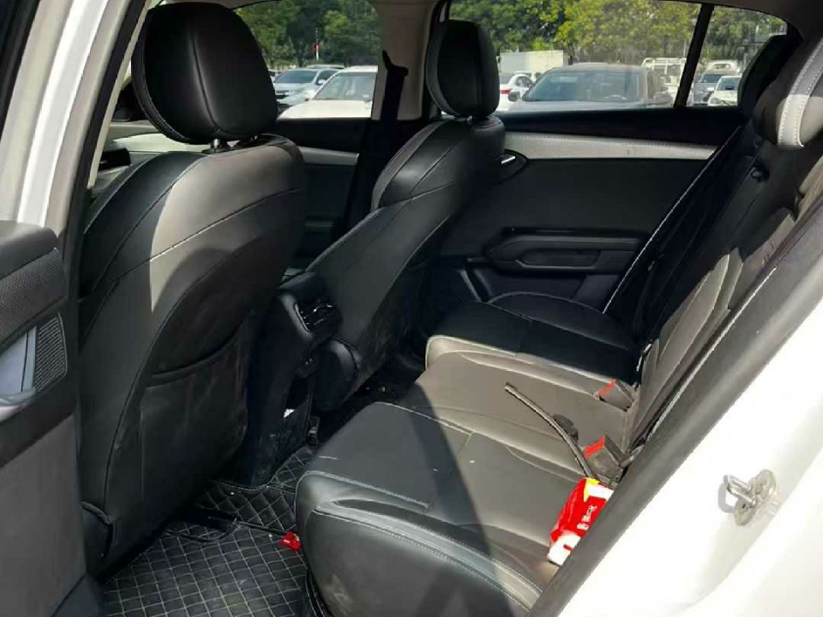 觀致 觀致3  2021款 3S 三廂 1.5T CVT領(lǐng)先型圖片