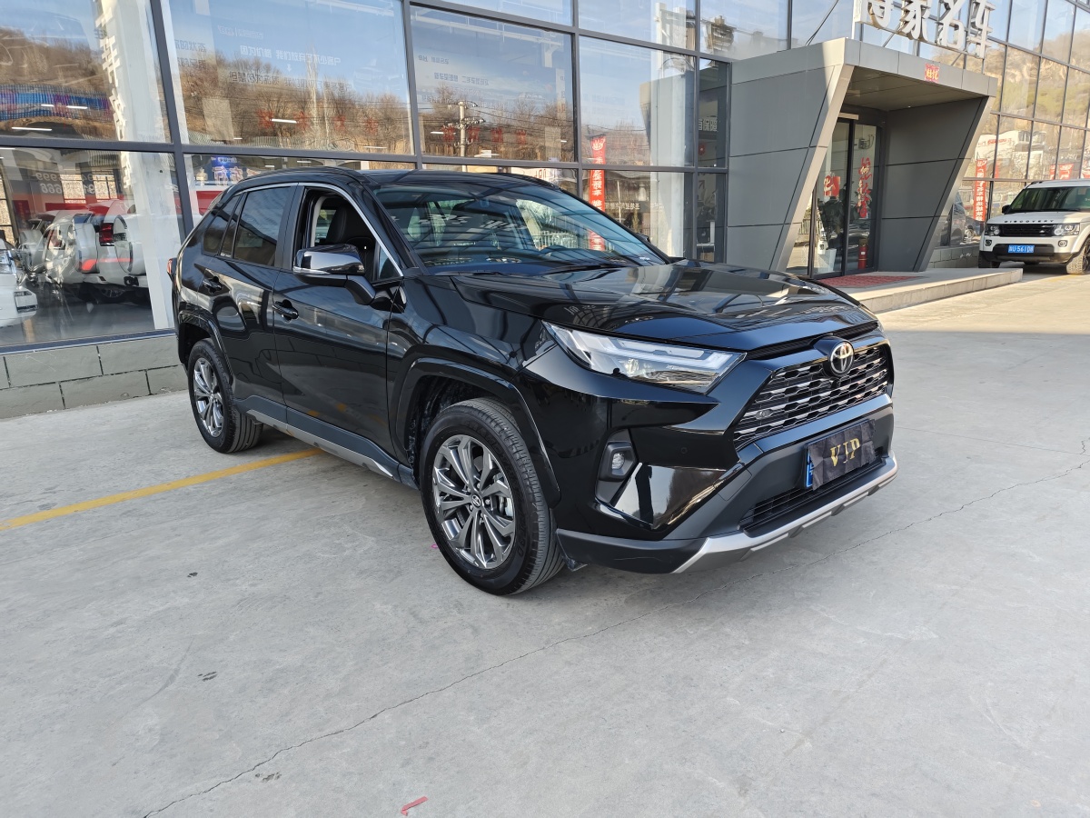 豐田 RAV4  2018款 榮放 2.0L CVT兩驅(qū)風(fēng)尚版圖片